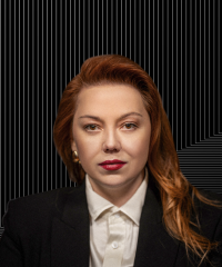 Альона Шкрум